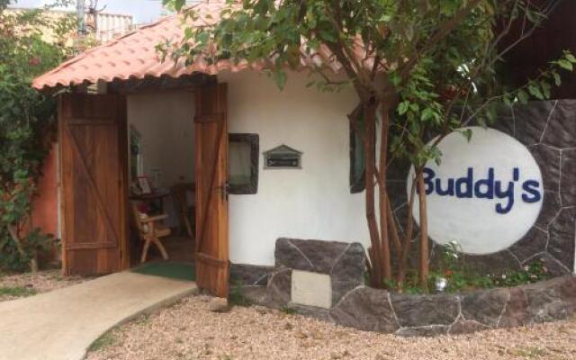 Buddy's Hostel & Pousada Alto Paraiso