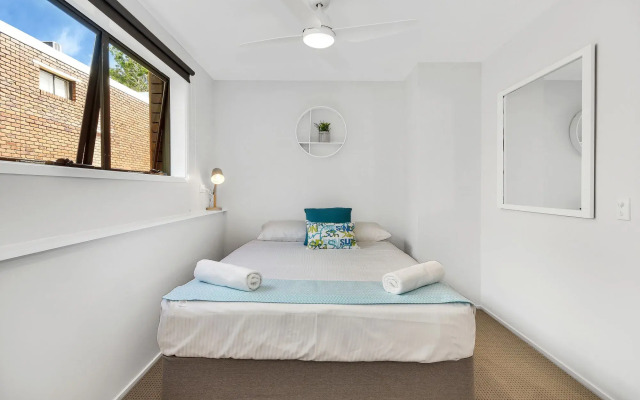 Lahaina Apartments