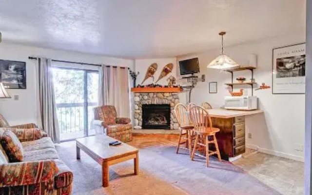 Yosemite West Condos & Properties - 1BR/1BA
