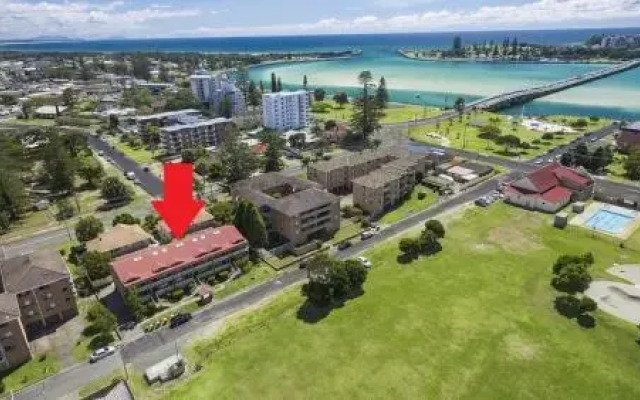 Birchgrove Terrace Unit 6