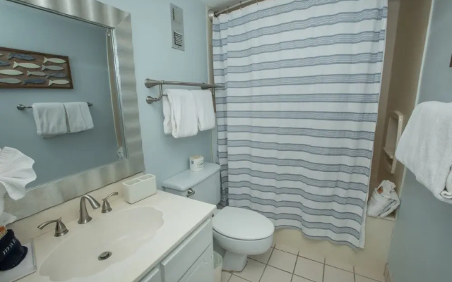Shoreline Towers 1023 - 2 Br Condo