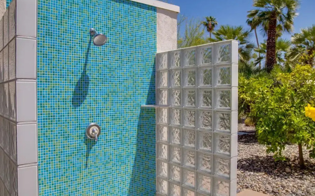 Atomic Hummingbird Holiday home 3