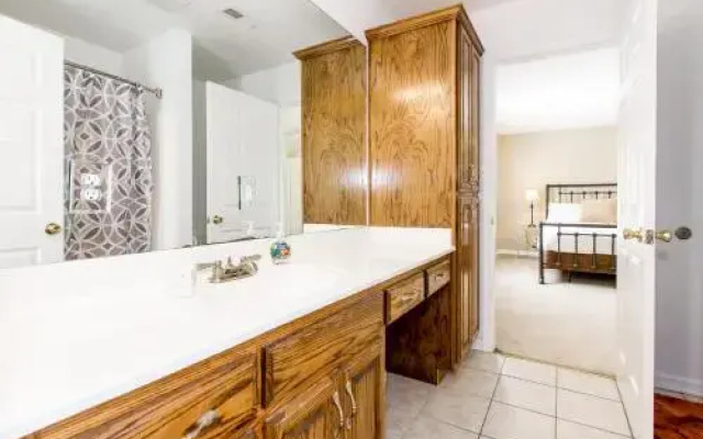 Vaughns Gap Rd Apartment - 3 Br Apts