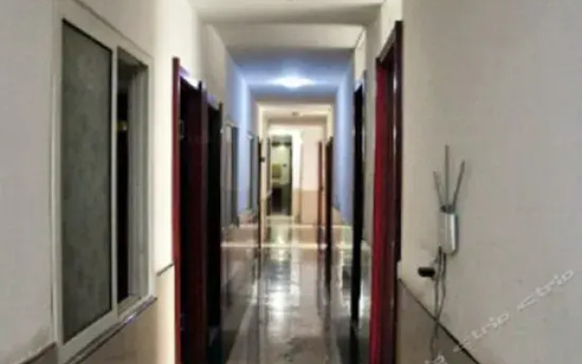 Kuandian Jiujiu Hotel
