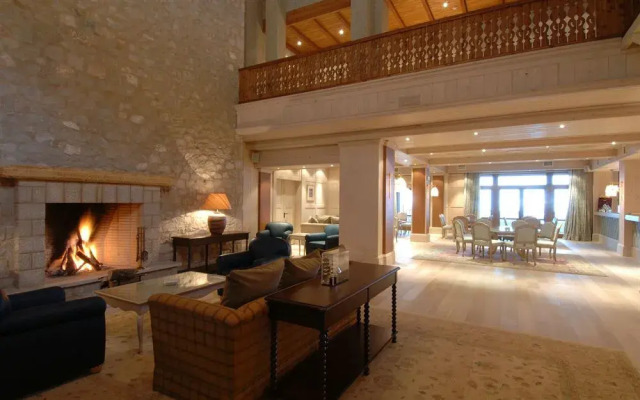 Santa Marina Arachova Resort & Spa