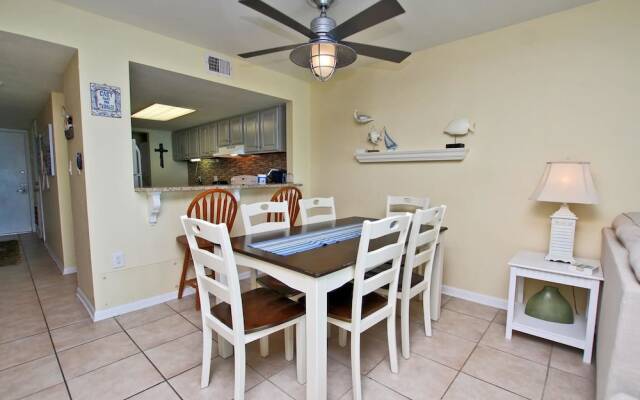 Castaways 6B - 2 Br condo