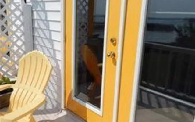 Waterfront Garden Suites