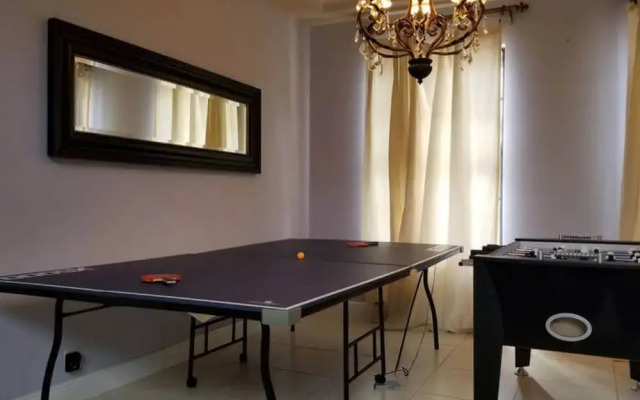 Spacious Mansion Escape