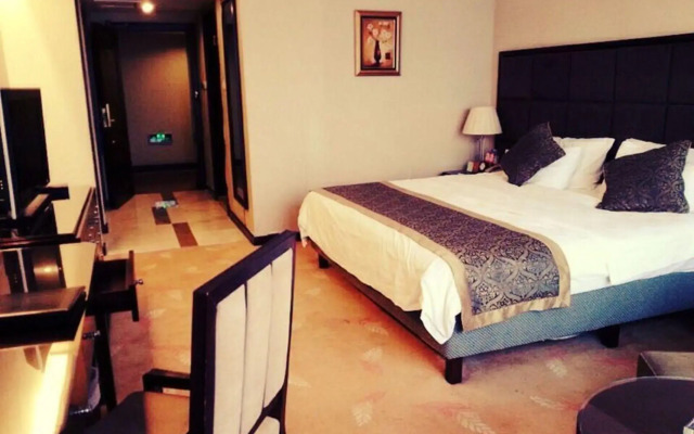 Starway Hotel Shengyang North Station Branch