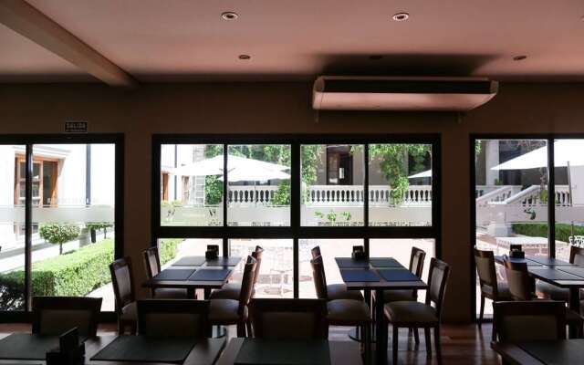 Howard Johnson Resort & Spa Escobar