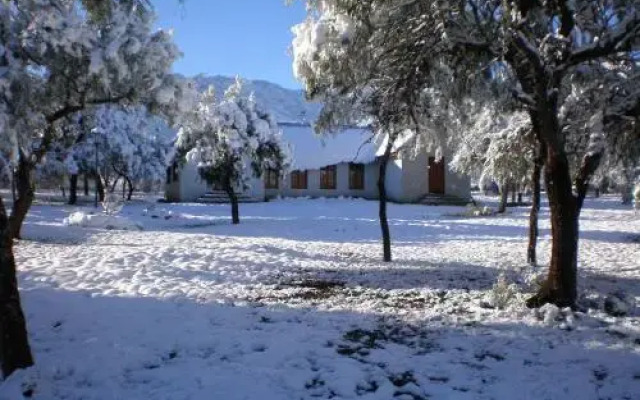 White Field Houses and Spa