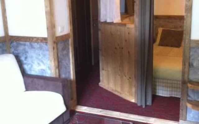 Chambre d'Hôte La Tour du Merle