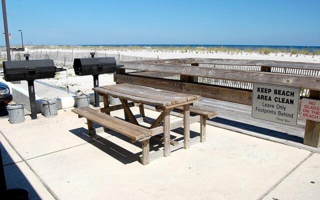 Island Winds West 177 condo