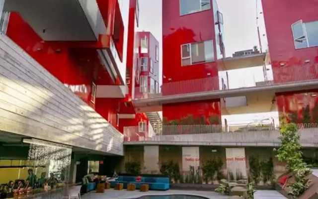 Playful 1BR Hillcrest Suites by Sonder