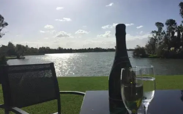 Waterside Holiday Rentals Unit 31