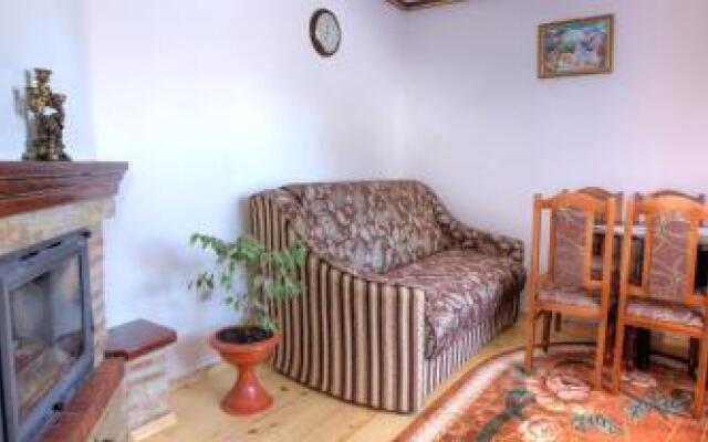 Karpaty Gutsulska Sadyba