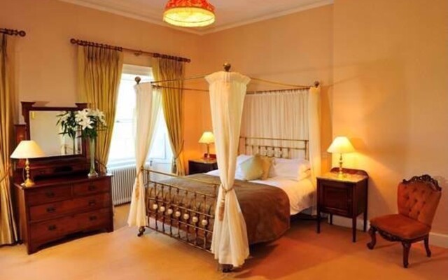 Dundrum House Hotel