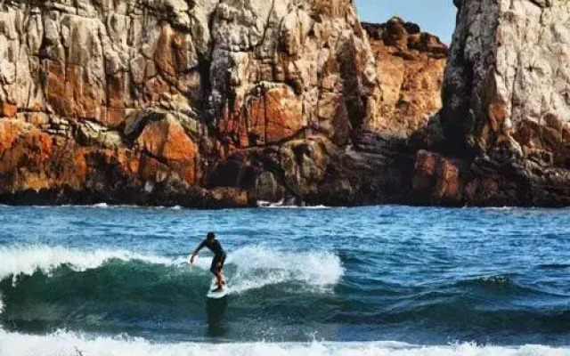 Entre Rocas De Matanzas