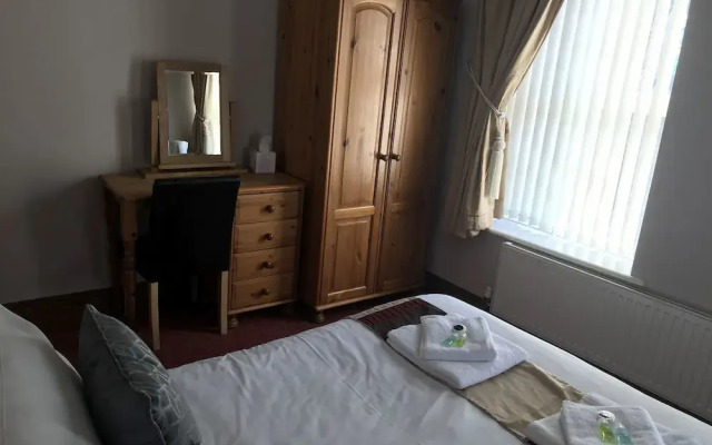 The Dillwyn Arms Hotel