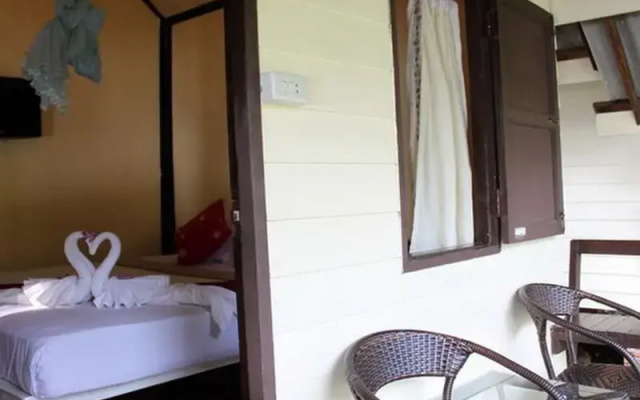 Vanalee Resort(วนาลี รีสอร์ท)