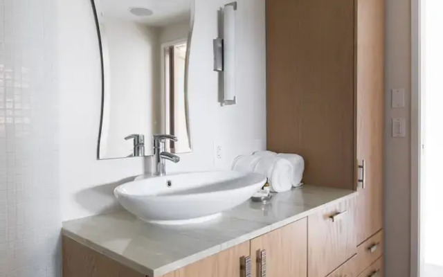 Luxury-Prime-2BR-Condo On Ocean Drive