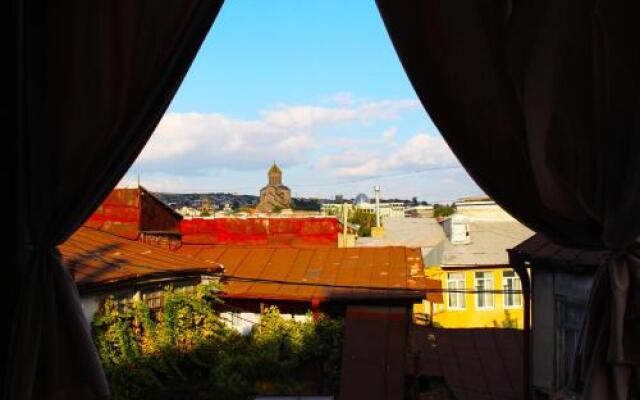 Home in the centre of old Tbilisi