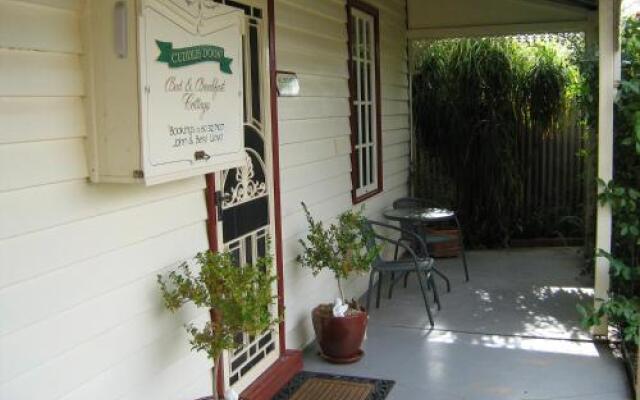 Cuddledoon Cottages Rutherglen