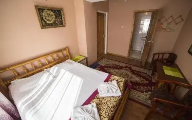 Danista Nomads Tour Hostel in Ulaanbaatar, Mongolia from 22$, photos, reviews - zenhotels.com guestroom