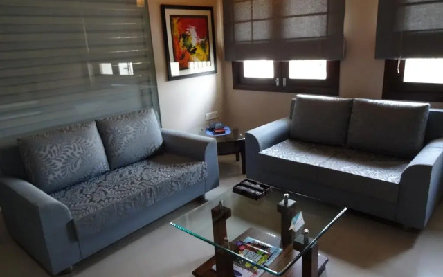Hotel Shreemaya Residency