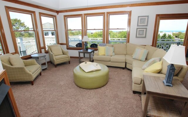 The Drake - 9 Br Home