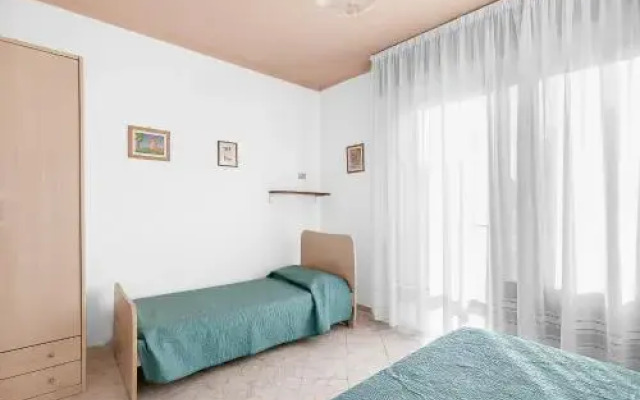 La Marina 2