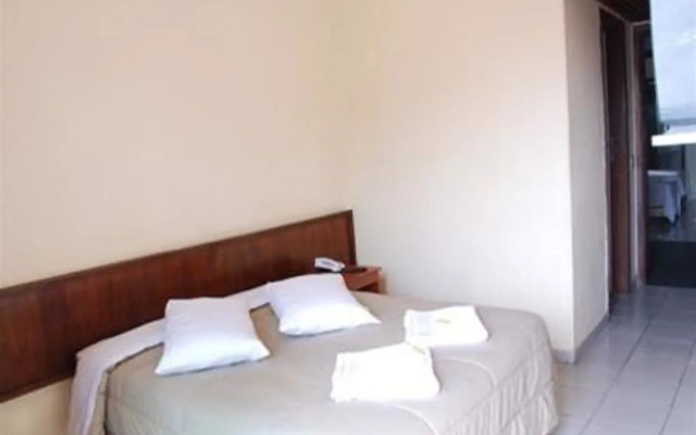 Hotel Dourado