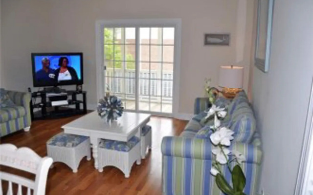 Oceans Edge 101 4 Br condo by RedAwning