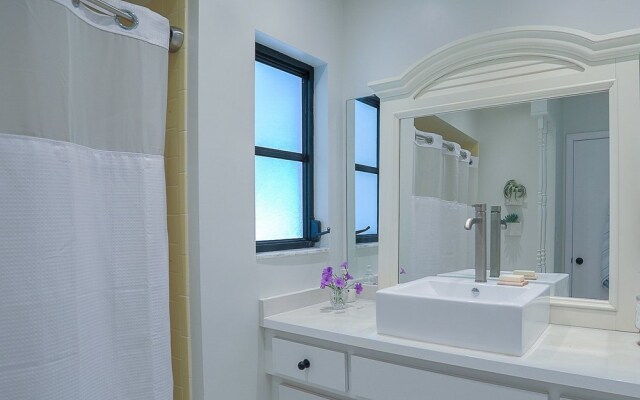 Sarasota 33 - 2 Br Home