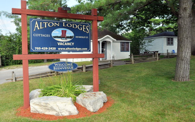 Alton Lodges
