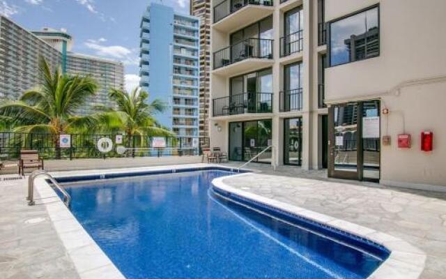 Palms Waikiki 220 Studio Apts