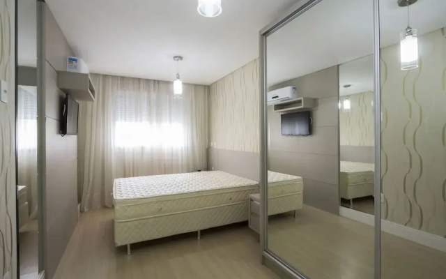 Fabulosa Cobertura com Jacuzzi - Condomínio com Piscina - Boulevard Bombinhas
