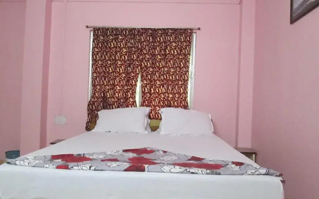 Adarsh Hotel