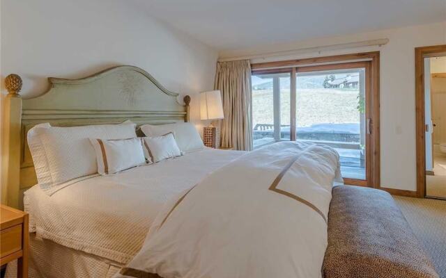 Ridge Condominiums 2685 by RedAwning