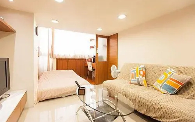 Hua Guan Suite