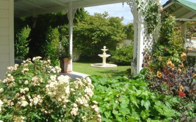 Allambee Cottages – Outside – Coromandel