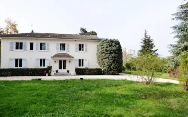 La Maison de Roussille