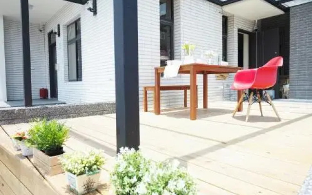 Season 5 Country Inn