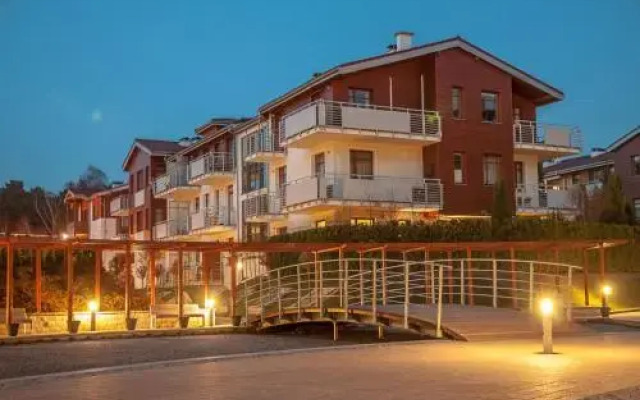 Lucy Apartment Neptun Park - Hav Aparts