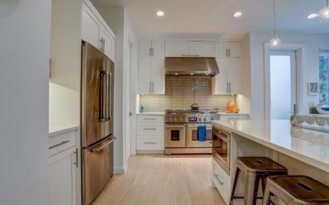 Bainbridge 30 Day Minimum 3 Bedroom Home By Redawning