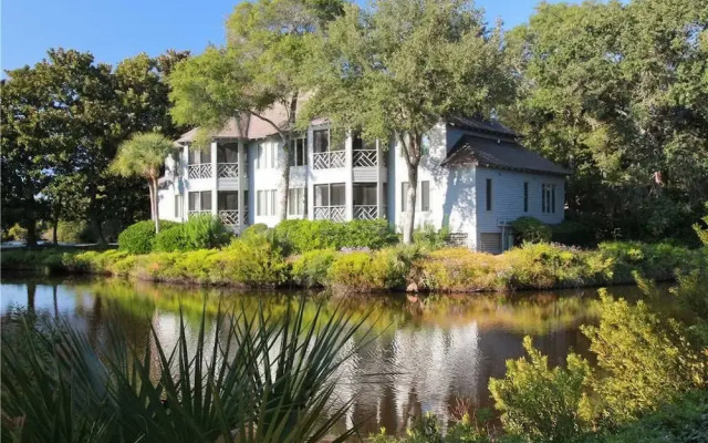 Turtle Cove 4809 by RedAwning