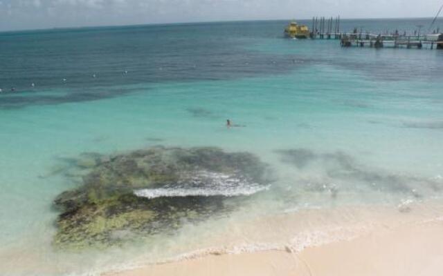 Cancun Beach Hideaway