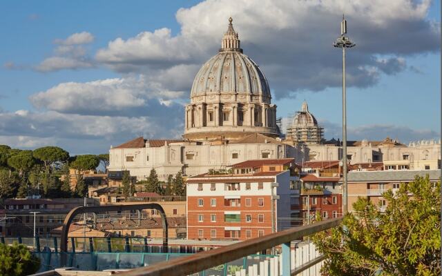 Vatican Luxury Penthouse With Terrace