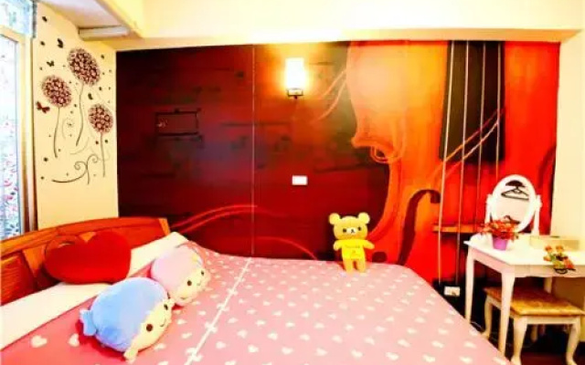 Tainan Station B&B