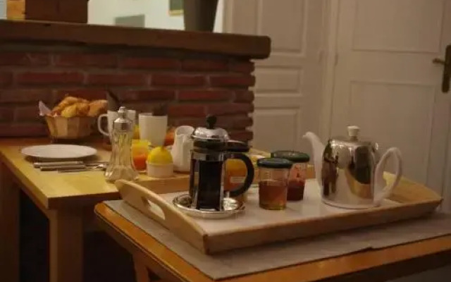 Une Chambre Dans L'atelier De R